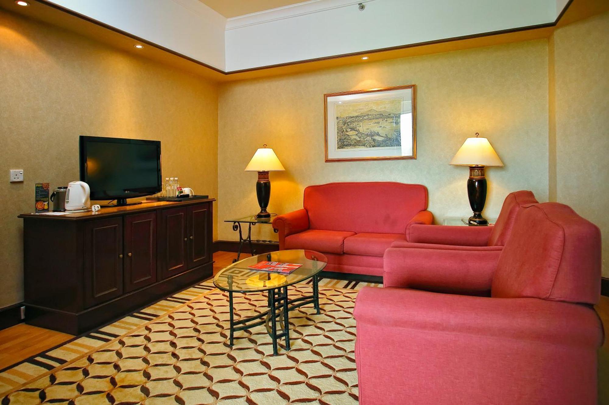 The Pacific Sutera Hotel Kota Kinabalu Kültér fotó Living room